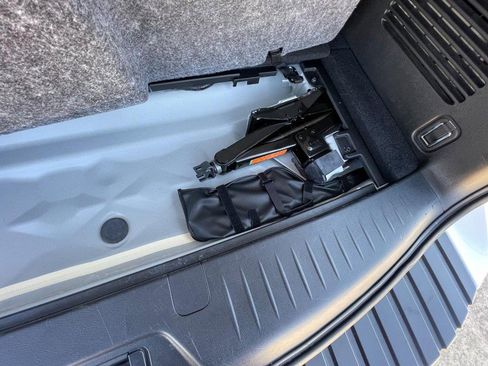 Used 2024 Nissan Armada SL w/ Cargo Package image 15