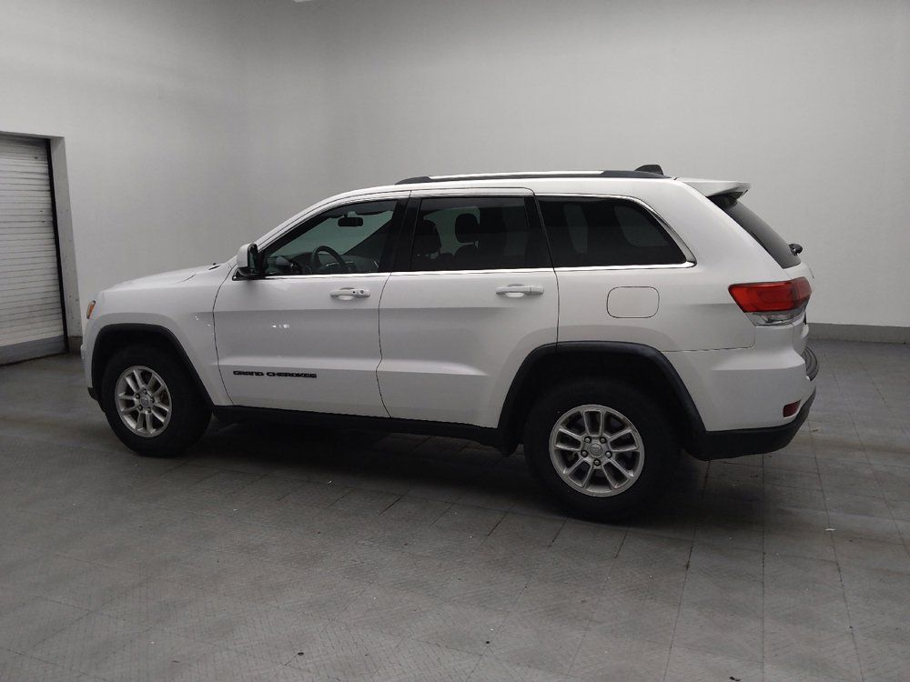 Used 2019 Jeep Grand Cherokee Laredo RWD image 3