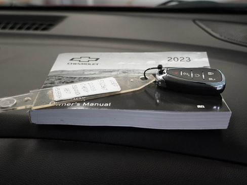 Used 2023 Chevrolet Equinox RS w/ RS Leather Package image 42