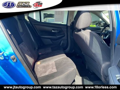 Used 2023 Nissan Sentra SR w/ Electronics Package FWD image 10