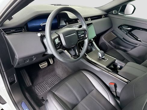 Certified 2025 Land Rover Range Rover Evoque Dynamic SE AWD/4WD image 9