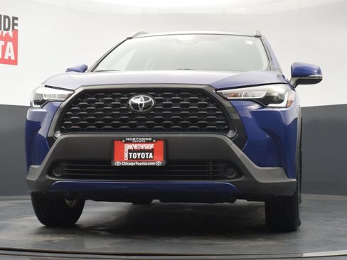 Used 2024 Toyota Corolla Cross LE w/ Moonroof Package AWD/4WD image 31