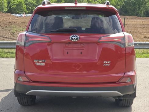 Used 2017 Toyota RAV4 XLE w/ Carpet Mat Package AWD/4WD image 19