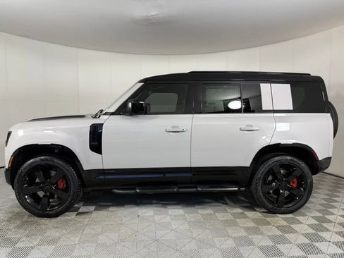 New 2026 Land Rover Defender 110 X AWD/4WD image 3