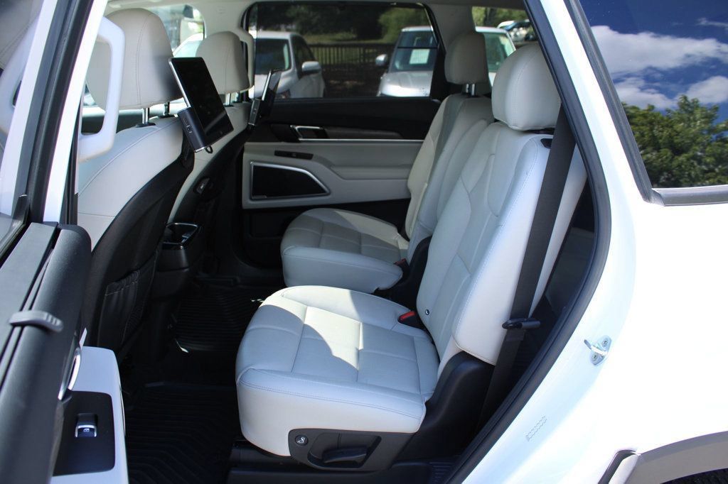 Used 2021 Kia Telluride EX w/ EX Premium Package AWD/4WD image 33