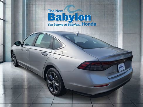 Used 2023 Honda Accord EX image 3