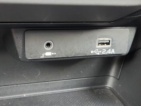 Certified 2024 Subaru Crosstrek 2.0i image 20