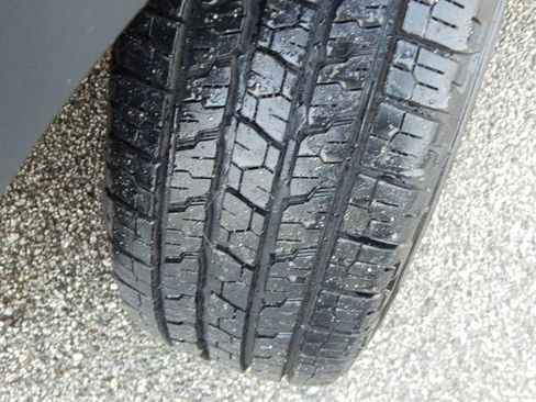 Used 2018 Ford Transit 250 148 Low Roof image 26