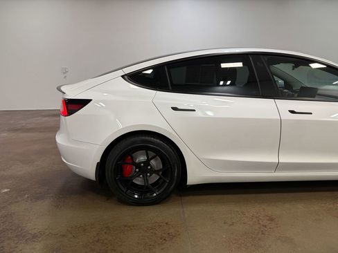Used 2023 Tesla Model 3 Performance image 32