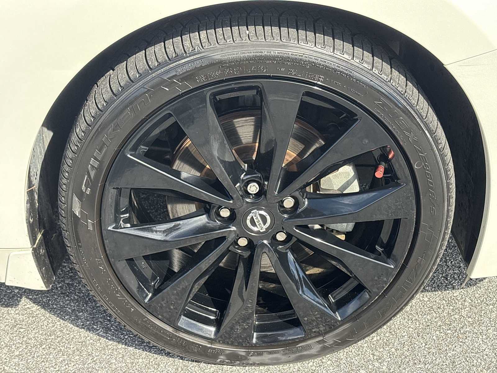 Used 2020 Nissan Maxima SR w/ Illumination Package FWD image 34