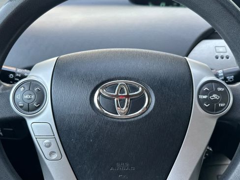 Used 2015 Toyota Prius Two image 24