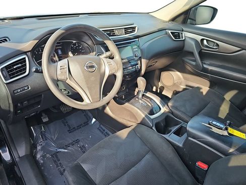 Used 2015 Nissan Rogue SV FWD image 16