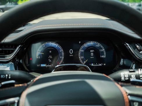 New 2025 Jeep Grand Cherokee Summit image 22