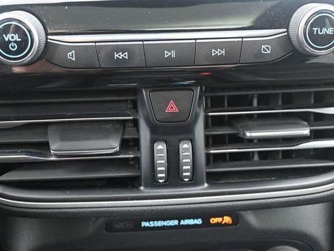 Used 2020 Ford Escape SEL image 19