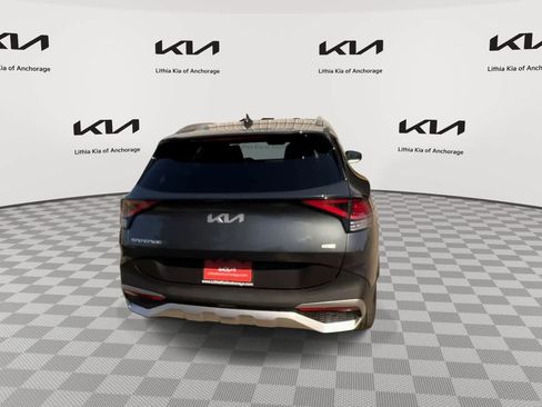 Used 2025 Kia Sportage EX AWD/4WD image 14