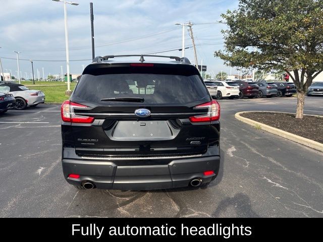 Used 2023 Subaru Ascent Onyx Edition AWD/4WD image 8