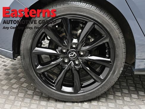Used 2024 MAZDA MAZDA3 s image 31