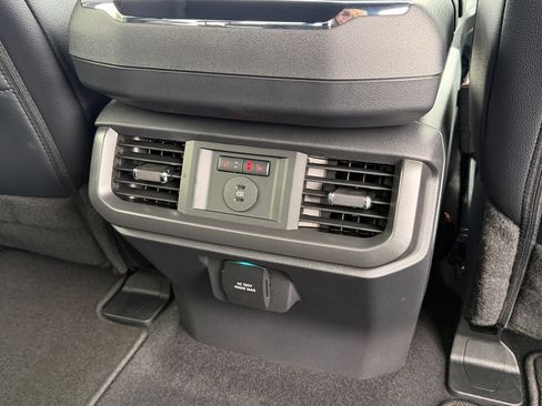 Used 2026 Ford F150 Lariat w/ Equipment Group 502A High AWD/4WD image 33