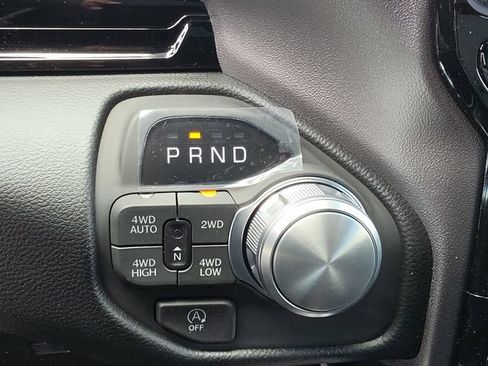New 2026 RAM 1500 Laramie AWD/4WD image 23