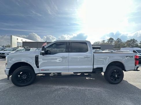New 2026 Ford F250 Lariat w/ Black Appearance Package image 13