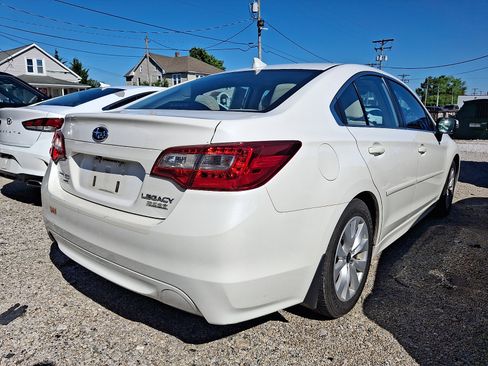 Used 2016 Subaru Legacy 2.5i Premium AWD/4WD image 6