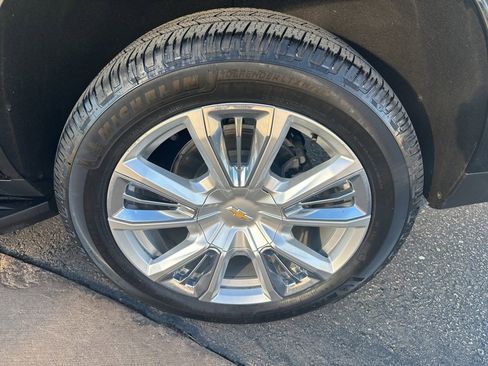 Used 2023 Chevrolet Tahoe High Country w/ Advanced Technology Package image 45