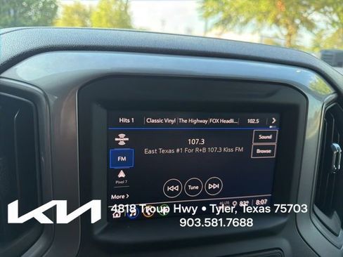 Used 2022 Chevrolet Silverado 1500 Custom Trail Boss AWD/4WD image 19