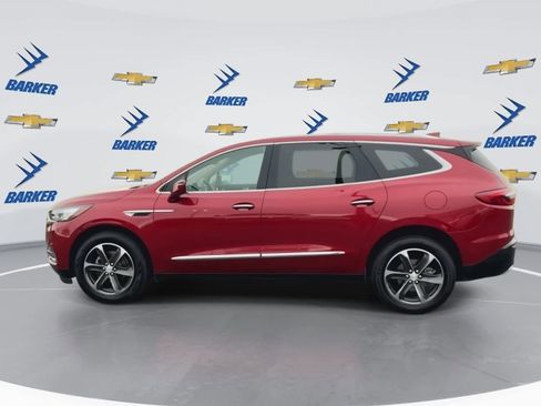Used 2019 Buick Enclave Essence w/ LPO, Sport Appearance Package image 5