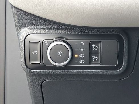 New 2026 Ford Explorer Active w/ Active Comfort Package image 15