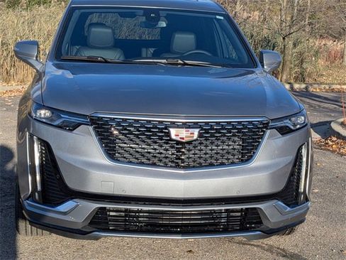 New 2025 Cadillac XT6 Premium Luxury w/ LPO, Floor Liner Package image 2