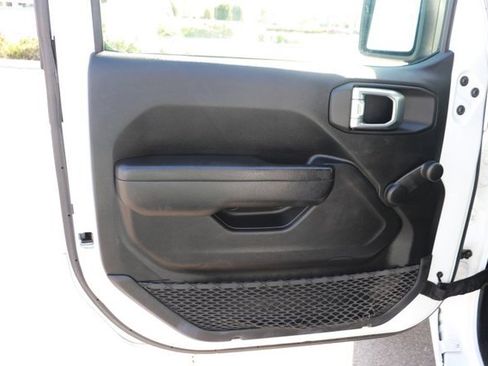 Used 2023 Jeep Wrangler Sport image 9