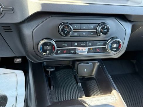 Used 2025 Ford Bronco Outer Banks AWD/4WD image 22