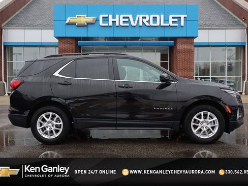 Used 2024 Chevrolet Equinox LT image 1