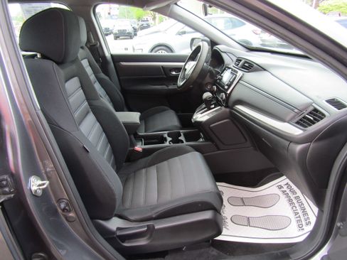 Used 2018 Honda CR-V LX image 12