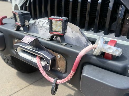 Used 2018 Jeep Wrangler Unlimited Rubicon image 18