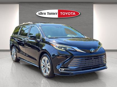 Used 2024 Toyota Sienna Platinum