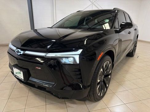 Used 2024 Chevrolet Blazer EV RS AWD/4WD image 2