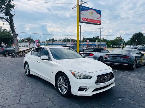 Used 2018 INFINITI Q50 Luxe w/ Sensory Package (Luxe) RWD image 1