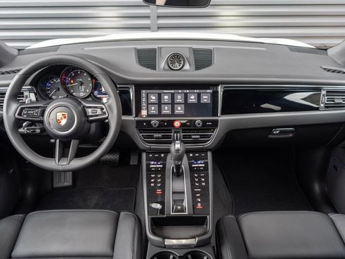 New 2026 Porsche Macan AWD/4WD image 11