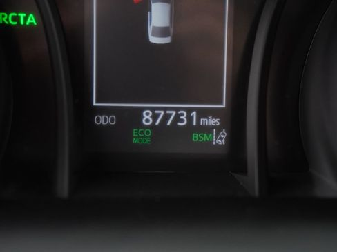 Used 2022 Toyota Camry SE w/ Cold Weather Package FWD image 20