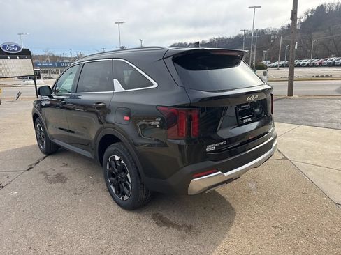 New 2026 Kia Sorento S AWD/4WD image 5