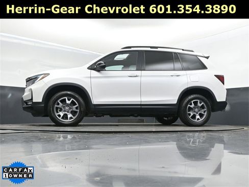 Used 2023 Honda Passport TrailSport image 39