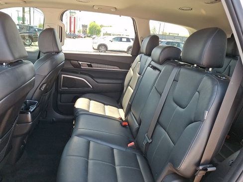 Used 2024 Kia Telluride EX AWD/4WD image 12