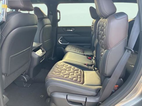 New 2026 Nissan Armada Platinum RWD image 10