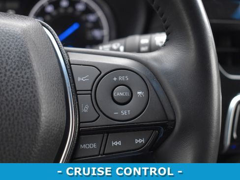 Used 2021 Toyota Venza Limited image 13