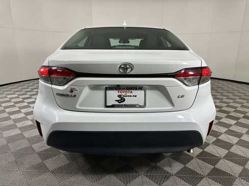 Used 2023 Toyota Corolla LE image 9