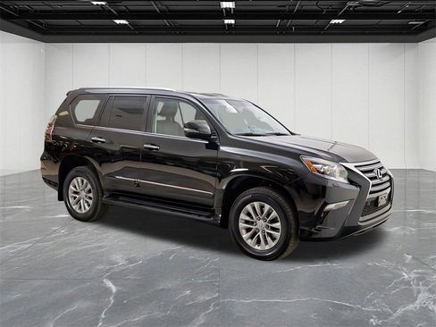 Used 2018 Lexus GX 460 image 14