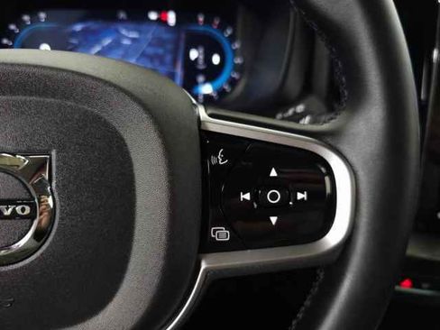 New 2025 Volvo XC60 B5 Plus w/ Protection Package Premier image 16