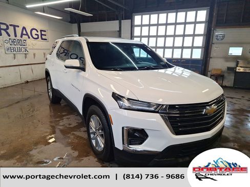 Used 2023 Chevrolet Traverse LT w/ LPO, Floor Liner Package image 8