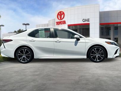 Used 2018 Toyota Camry SE